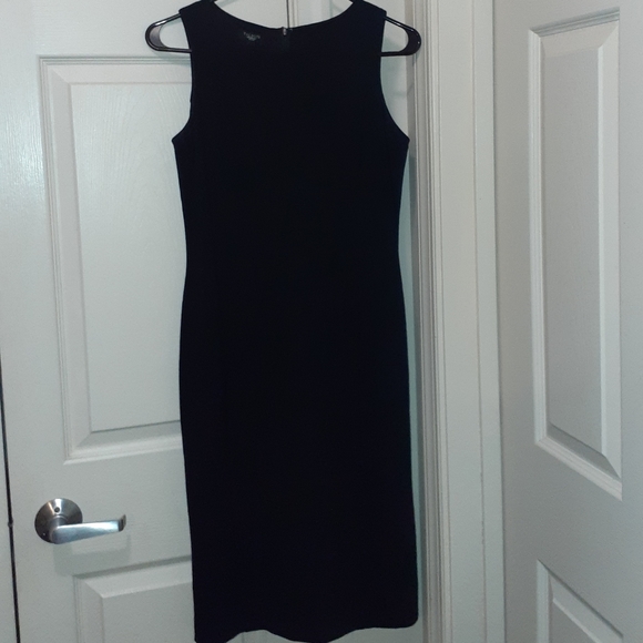 Dress (Talbot Brand) - Picture 4 of 5